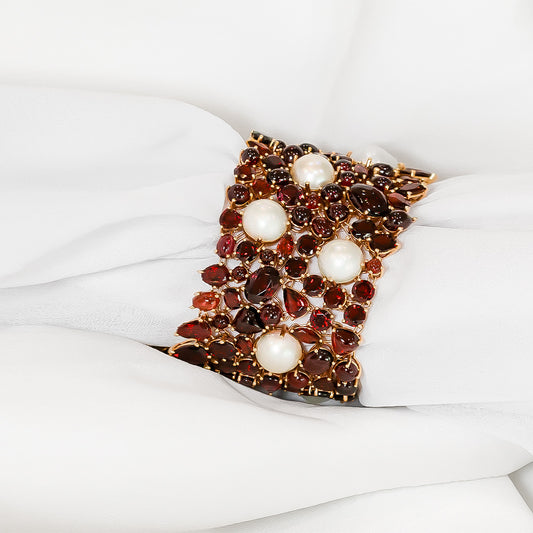 Rubilite & Pearl Bracelet set in 18K Gold